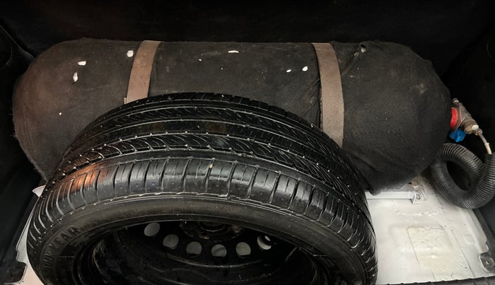 2015 Hyundai Elite i20 SPORTZ 1.2 (O), CNG, Manual, 72,732 km, Boot Inside