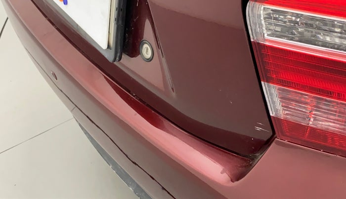 2013 Honda City 1.5L I-VTEC V MT, Petrol, Manual, 26,883 km, Dicky (Boot door) - Minor scratches