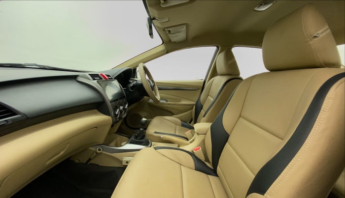 2013 Honda City 1.5L I-VTEC V MT, Petrol, Manual, 26,883 km, Right Side Front Door Cabin