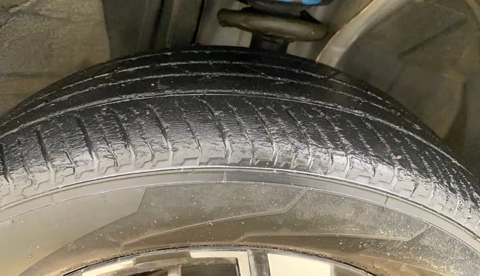 2021 Renault Kiger RXZ AMT, Petrol, Automatic, 33,628 km, Right Front Tyre Tread