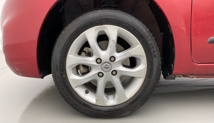 2017 Nissan Micra XV CVT, Petrol, Automatic, 39,064 km, Left Front Wheel