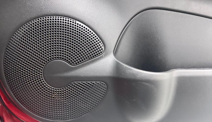 2017 Nissan Micra XV CVT, Petrol, Automatic, 39,064 km, Speaker