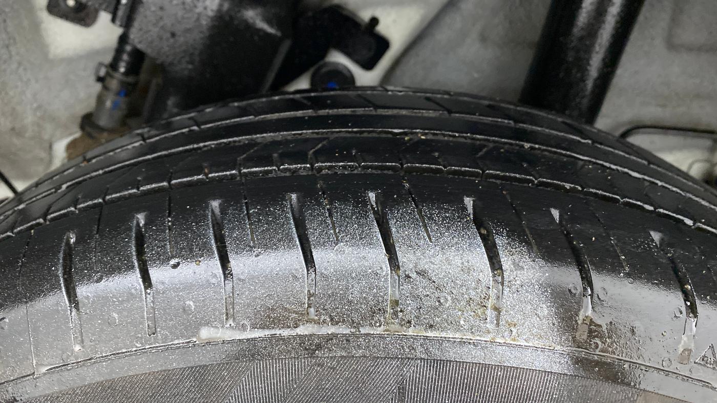 2022 Hyundai VENUE S 1.2, Petrol, Manual, 10,380 km, Left Rear Tyre Tread