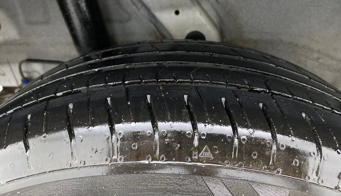 2022 Hyundai VENUE S 1.2, Petrol, Manual, 10,380 km, Right Rear Tyre Tread