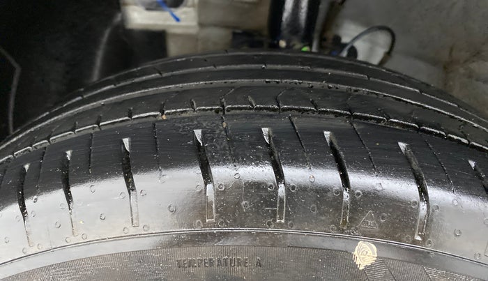 2022 Hyundai VENUE S 1.2, Petrol, Manual, 10,380 km, Left Front Tyre Tread