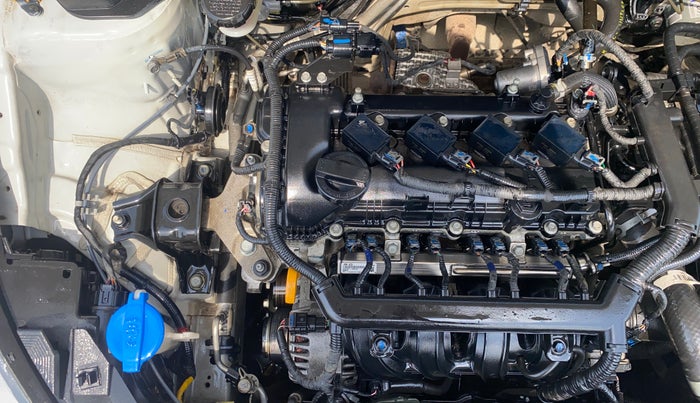 2020 Hyundai NEW I20 ASTA 1.2 AT, Petrol, Automatic, 45,802 km, Engine View - Right