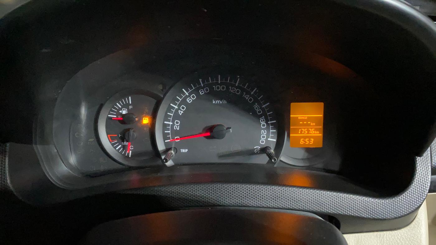 2016 Maruti Swift Dzire LXI (O), Petrol, Manual, 17,567 km, Odometer Image