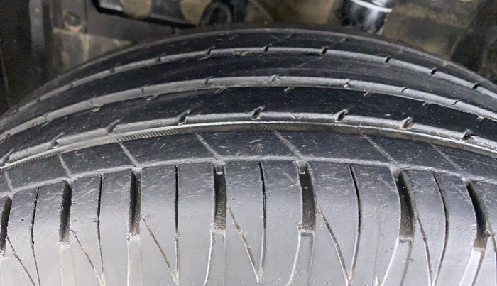 2019 Maruti Vitara Brezza ZDI, Diesel, Manual, 22,562 km, Left Front Tyre Tread