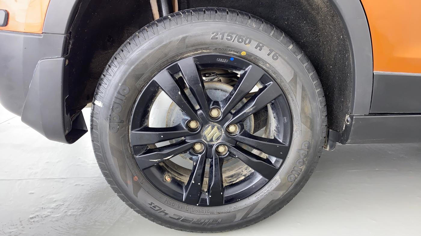 2019 Maruti Vitara Brezza ZDI, Diesel, Manual, 22,562 km, Right Rear Wheel