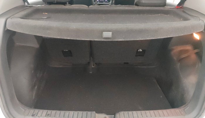 2024 Skoda KUSHAQ AMBITION 1.0L TSI MT, Petrol, Manual, 41,005 km, Boot Inside