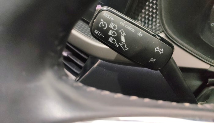 2024 Skoda KUSHAQ AMBITION 1.0L TSI MT, Petrol, Manual, 41,005 km, Adaptive Cruise Control