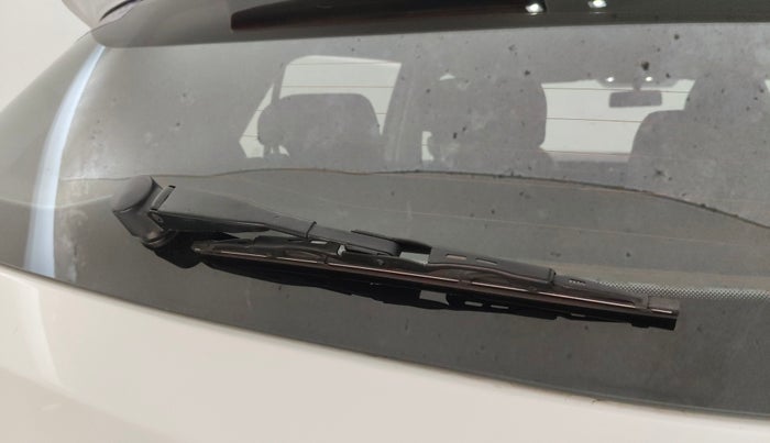 2024 Skoda KUSHAQ AMBITION 1.0L TSI MT, Petrol, Manual, 41,005 km, Rear Wiper