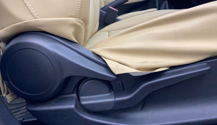 2021 Honda City 1.5L I-VTEC VX, Petrol, Manual, 38,168 km, Driver Side Adjustment Panel