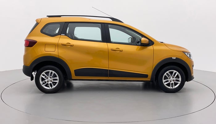 2019 Renault TRIBER RXT, Petrol, Manual, 25,013 km, Right Side View