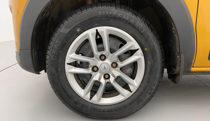 2019 Renault TRIBER RXT, Petrol, Manual, 25,013 km, Left Front Wheel