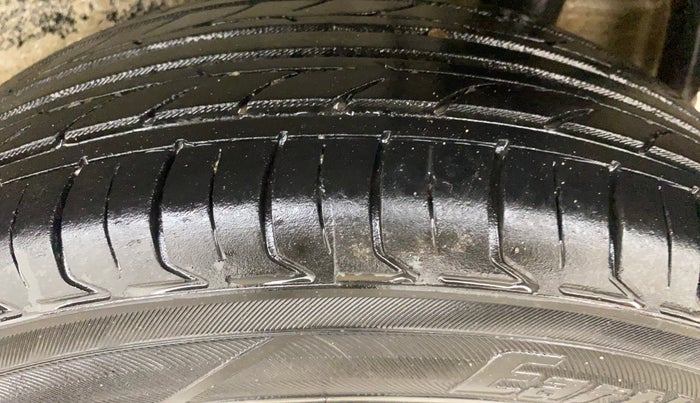 2021 Maruti S PRESSO VXI PLUS AMT, Petrol, Automatic, 1,17,083 km, Left Rear Tyre Tread