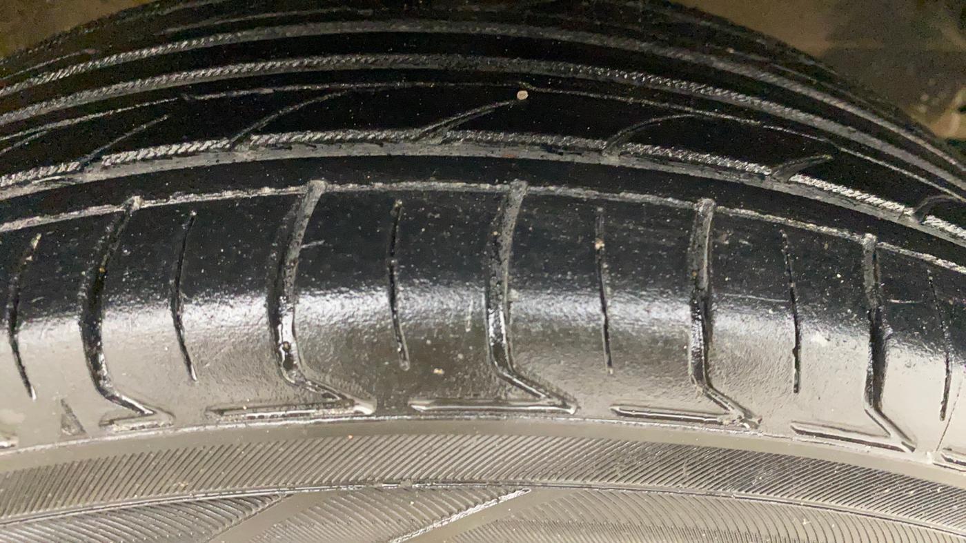 2021 Maruti S PRESSO VXI PLUS AMT, Petrol, Automatic, 1,17,149 km, Right Front Tyre Tread