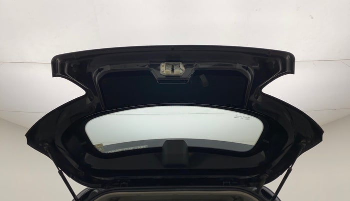 2018 Mahindra KUV 100 NXT K2 P 6 STR, Petrol, Manual, 78,861 km, Boot Door Open