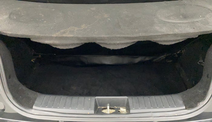 2018 Mahindra KUV 100 NXT K2 P 6 STR, Petrol, Manual, 78,861 km, Boot Inside