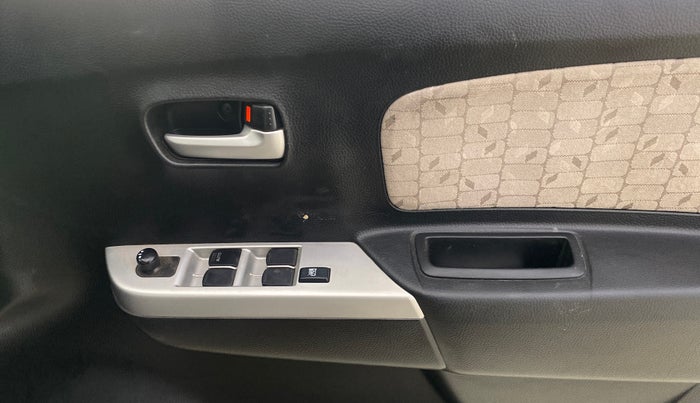 2014 Maruti Wagon R 1.0 VXI, Petrol, Manual, 37,808 km, Driver Side Door Panels Control