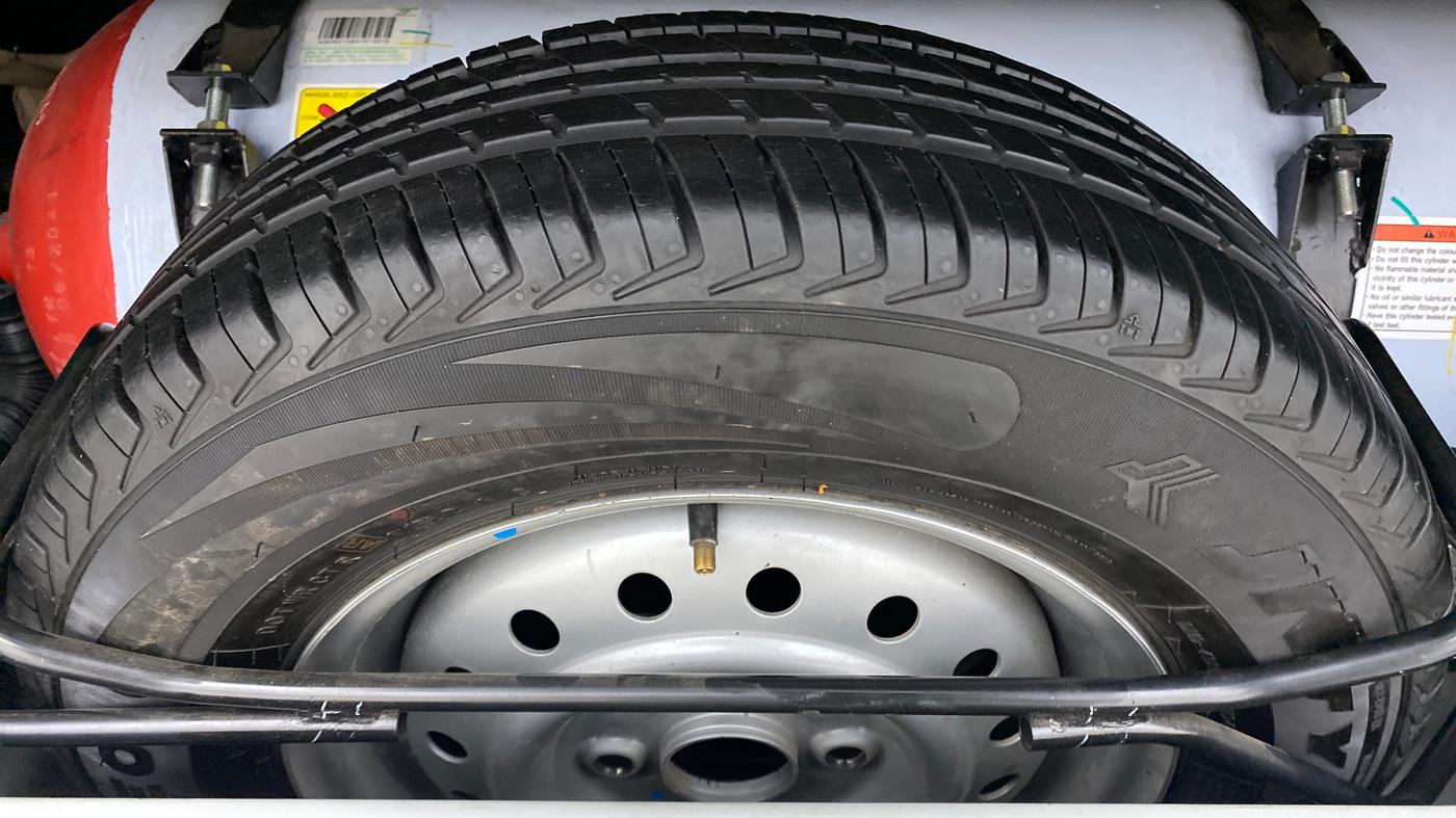 2021 Maruti New Wagon-R LXI CNG 1.0 L, CNG, Manual, 18,687 km, Spare Tyre