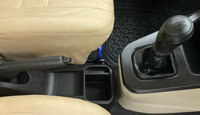 2021 Maruti New Wagon-R LXI CNG 1.0 L, CNG, Manual, 18,687 km, Gear Lever