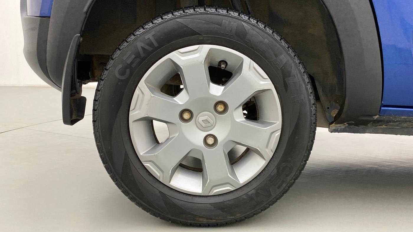 2017 Renault Kwid CLIMBER 1.0 AT, Petrol, Automatic, 23,090 km, Right Rear Wheel