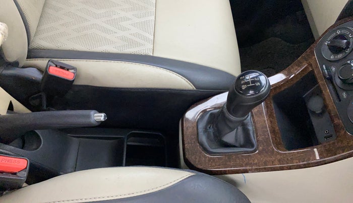 2021 Maruti New Wagon-R ZXI 1.2, Petrol, Manual, 50,624 km, Gear Lever