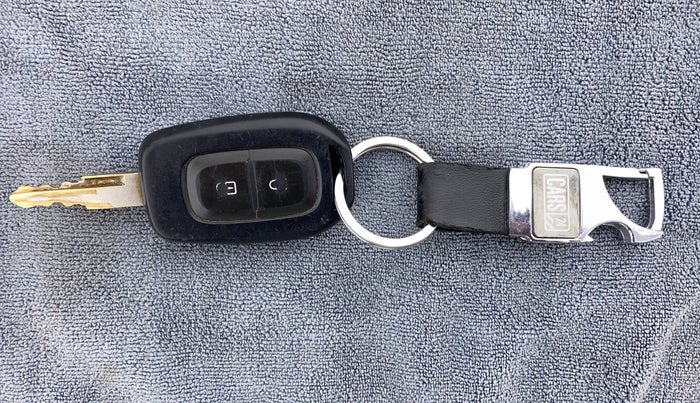 2018 Datsun Redi Go T (O), CNG, Manual, 80,245 km, Key Close Up