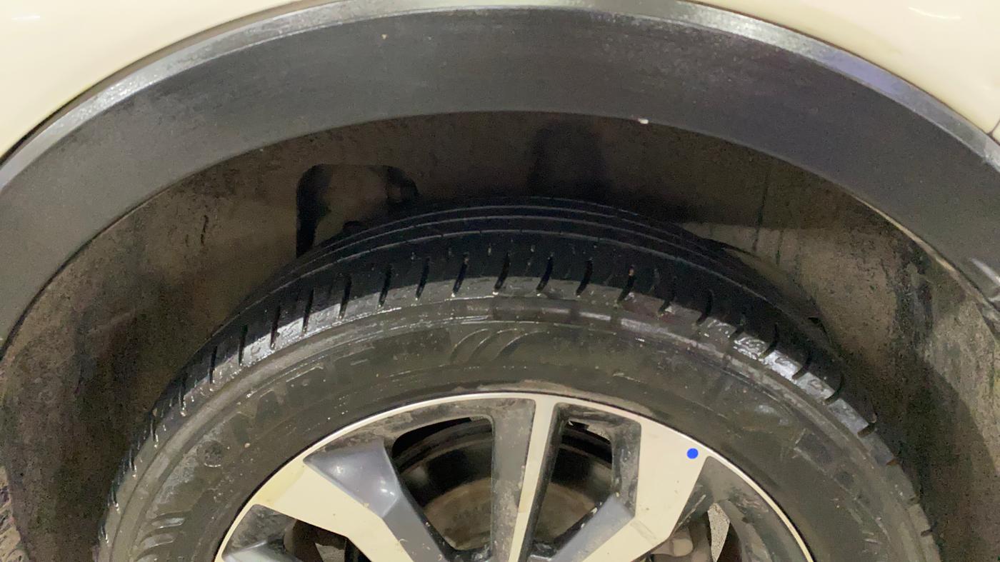 2021 Mahindra XUV300 W8 (O) 1.5 DIESEL AMT, Diesel, Automatic, 60,064 km, Left Rear Tyre Tread