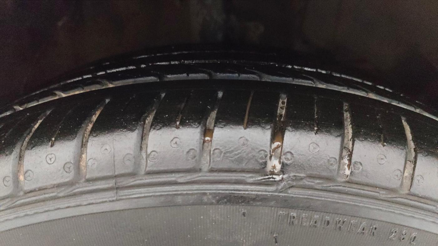 2020 Toyota Glanza V CVT, Petrol, Automatic, 70,863 km, Right Front Tyre Tread