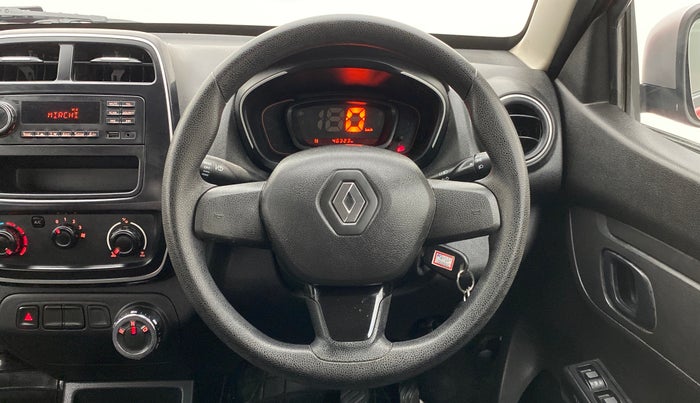 2017 Renault Kwid 1.0 RXL AT, Petrol, Automatic, 46,768 km, Steering Wheel Close Up