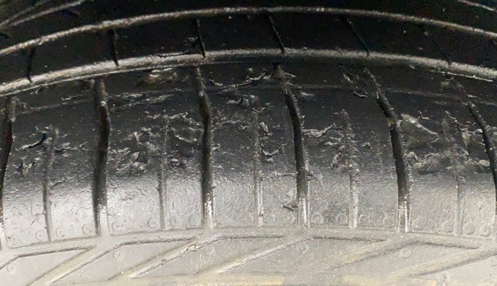 2022 Tata NEXON XZ PLUS (HS) PETROL, Petrol, Manual, 40,144 km, Right Front Tyre Tread