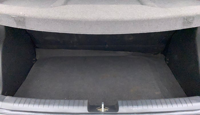 2017 Hyundai Elite i20 SPORTZ 1.2, Petrol, Manual, 58,378 km, Boot Inside