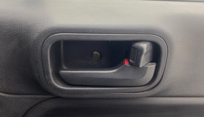 2021 Mahindra Thar LX D 4WD AT CONVERTIBLE, Diesel, Automatic, 99,439 km, Driver Side Door Panels Control