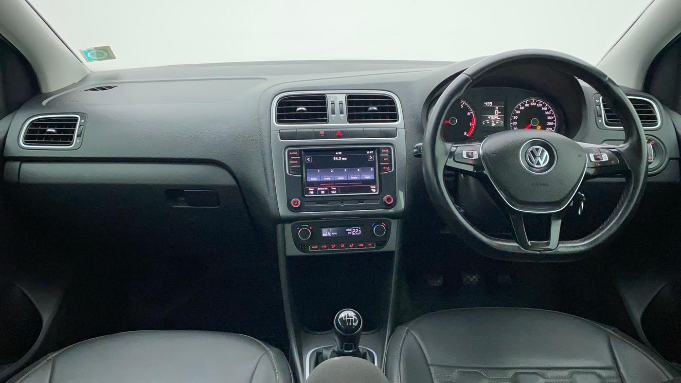2020 Volkswagen Polo HIGHLINE PLUS 1.0L TSI, Petrol, Manual, 48,043 km, Dashboard