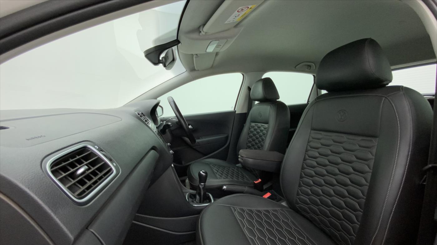 2020 Volkswagen Polo HIGHLINE PLUS 1.0L TSI, Petrol, Manual, 48,043 km, Right Side Front Door Cabin