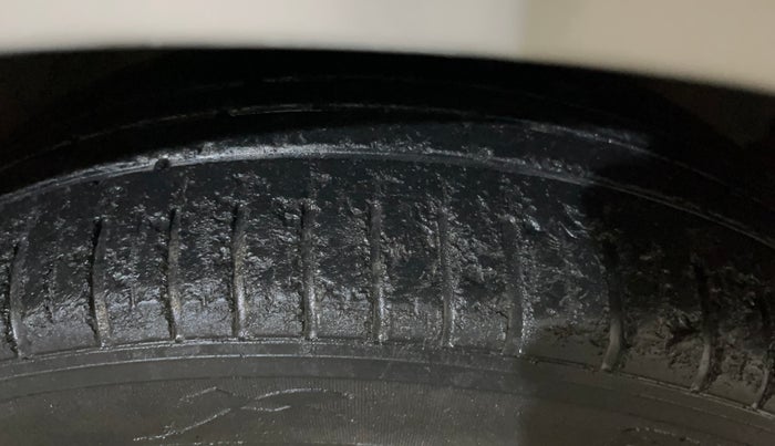 2015 Honda City 1.5L I-VTEC VX CVT, Petrol, Automatic, 83,482 km, Right Front Tyre Tread