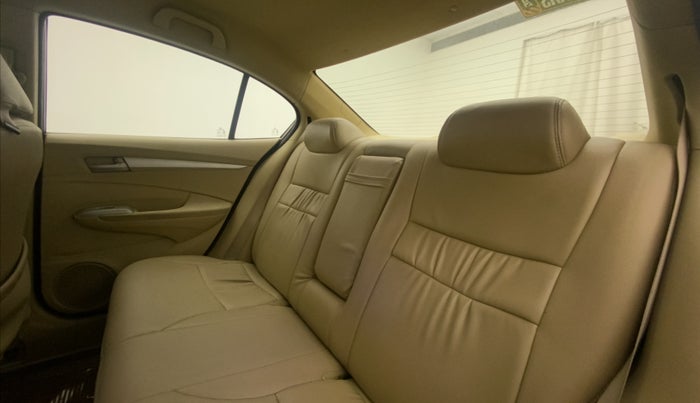 2011 Honda City 1.5L I-VTEC V MT, Petrol, Manual, 90,143 km, Right Side Rear Door Cabin