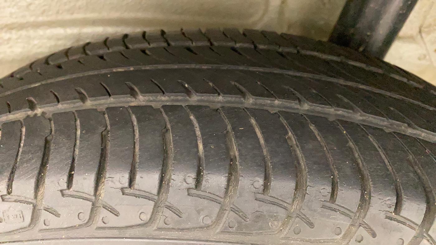 2019 Maruti New Wagon-R VXI (O) 1.2 AMT, Petrol, Automatic, 43,764 km, Left Rear Tyre Tread