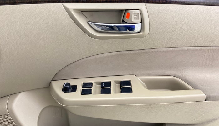 2015 Maruti Swift Dzire VXI, Petrol, Manual, 1,01,457 km, Driver Side Door Panels Control