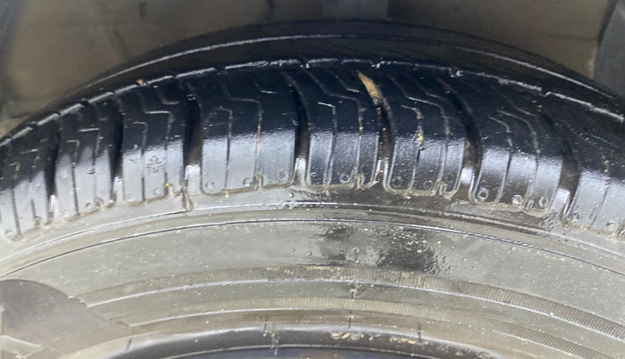 2018 Hyundai Grand i10 MAGNA 1.2 KAPPA VTVT, Petrol, Manual, 73,758 km, Right Front Tyre Tread