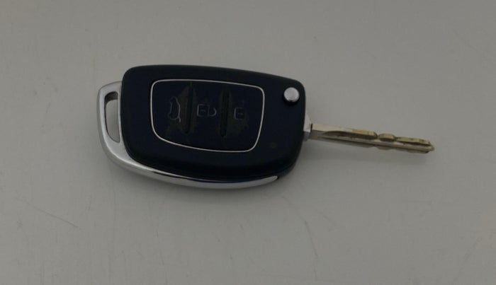 2018 Hyundai Grand i10 MAGNA 1.2 KAPPA VTVT, Petrol, Manual, 73,758 km, Key Close Up