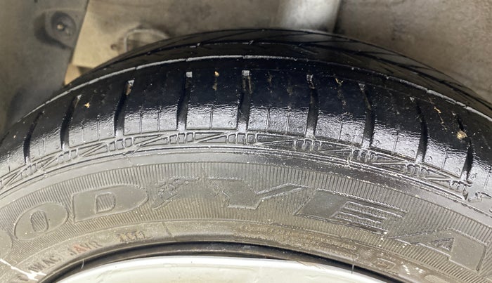 2018 Hyundai Grand i10 MAGNA 1.2 KAPPA VTVT, Petrol, Manual, 73,758 km, Right Rear Tyre Tread