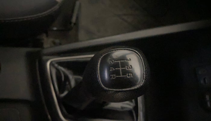 2014 Hyundai Elite i20 MAGNA 1.2, Petrol, Manual, 38,127 km, Gear Lever