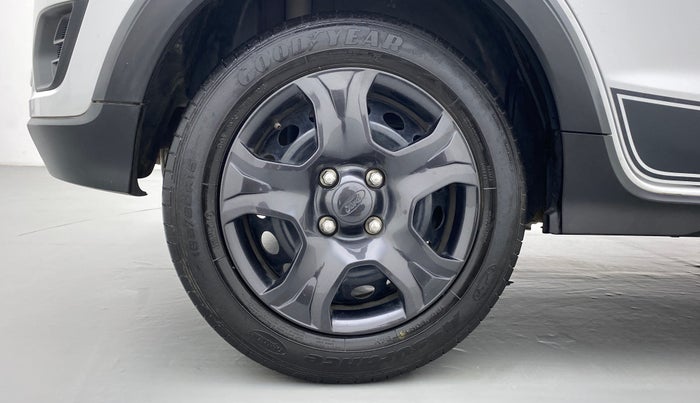 2018 Ford FREESTYLE TREND 1.2 TI-VCT, Petrol, Manual, 41,748 km, Right Rear Wheel