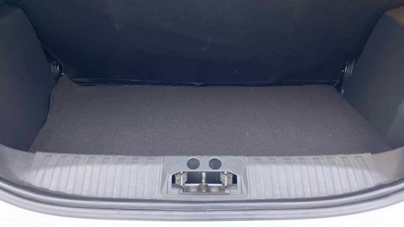2018 Ford FREESTYLE TREND 1.2 TI-VCT, Petrol, Manual, 41,748 km, Boot Inside