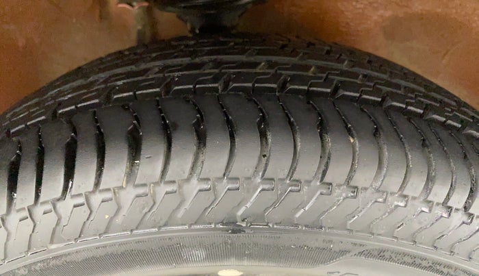 2015 Maruti Alto K10 VXI AMT, Petrol, Automatic, 18,984 km, Right Front Tyre Tread