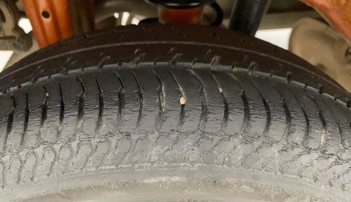 2015 Maruti Alto K10 VXI AMT, Petrol, Automatic, 18,984 km, Right Rear Tyre Tread