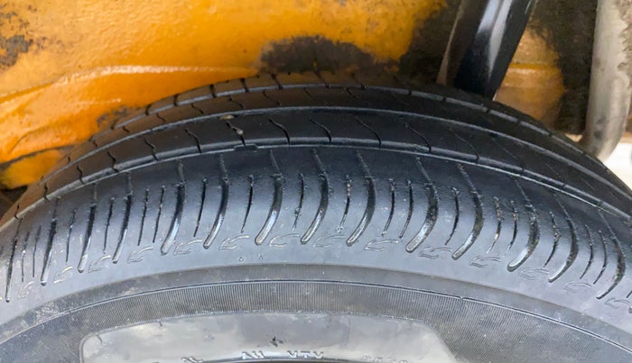 2019 Maruti S PRESSO VXI AMT, Petrol, Automatic, 50,231 km, Left Rear Tyre Tread